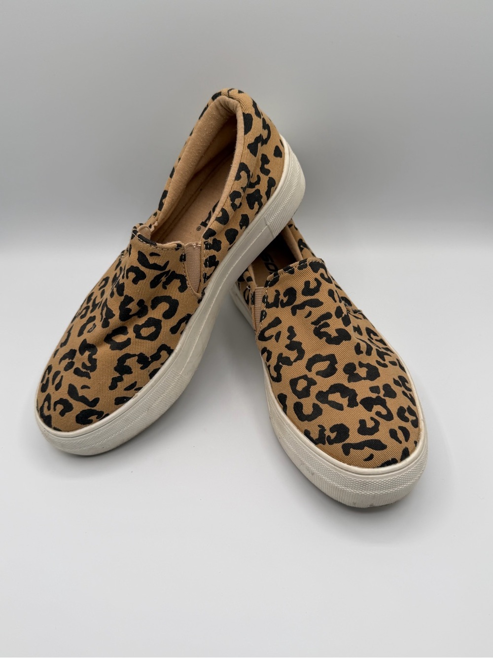 Soda Leopard Print Slip-On Mules - Tan/Black
